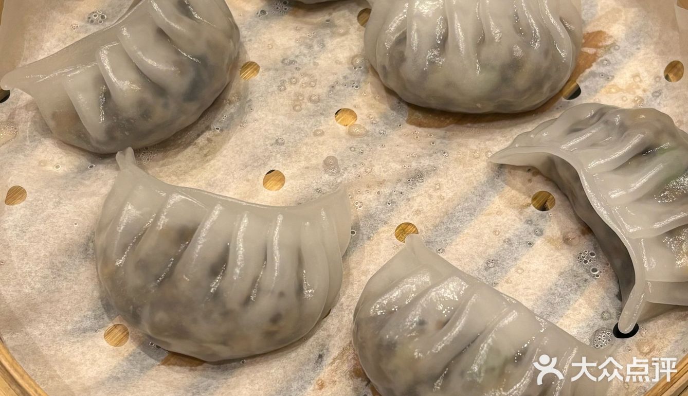 贵宾请入坐[比心]