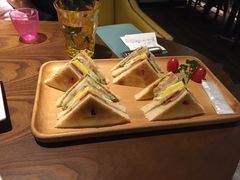-绿茵阁(体育西分店)