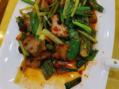 -乡土特色.冷锅鱼.牦牛肉汤锅