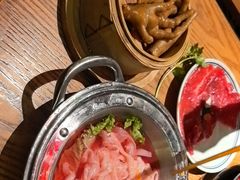 -卤校长重庆火锅(银泰城店)