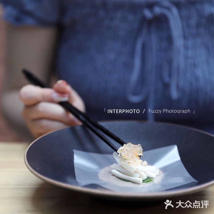 🌋崖Under Clouds｜闹中取静，意犹未尽。