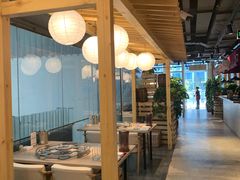 大堂-日进一片海.生腌海鲜火锅.宵夜烧烤(三里屯总店)