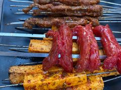 -六福烧烤酒馆(秦隆步行街店)