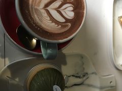 -UNI UNI(环亚凯瑟琳店)