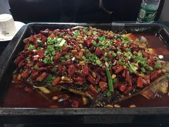 -鸣记脆皮烤鱼(铁西店)