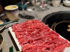 -伴山牛贵州黄牛肉火锅·苗疆非遗艺术餐厅(上海首店)