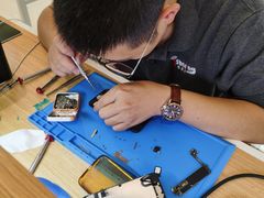 -爱畅享华为苹果手机维修服务(虹口龙之梦店)