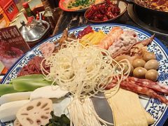 -周小明火锅(黑金冠社区店)