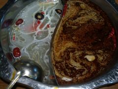 鸳鸯锅底-傣妹火锅(南京东路一店)