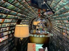 -钟书阁(珍园店)