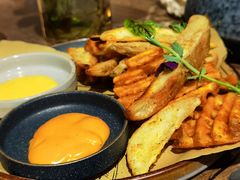 -HIGH FIVE哈福手工汉堡(桂林路店)