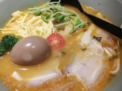 黄金脆皮猪五花面-陳八两面家(滨江天街店)