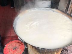-云南大锅豆浆店