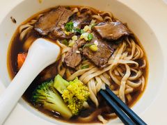 -康师傅私房牛肉面(马泉营奥莱店)