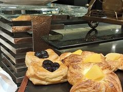 -昆山裕元花园酒店·温莎西餐厅