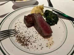 -Wolfgang’s Steakhouse 沃夫冈牛排馆(上海白玉兰广场店)