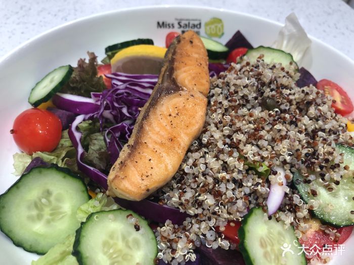 miss salad 蜜思沙拉(创意园店)法式烟熏三文鱼沙拉图片 - 第9张