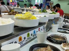 自助取餐区-咕叽咕叽自助烤肉小火锅(西城广场购物中心店)