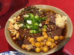 -谢老五跷脚牛肉·非遗传承店