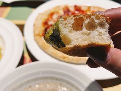 餐前面包蒜黄油-安妮意大利餐厅(国贸店)