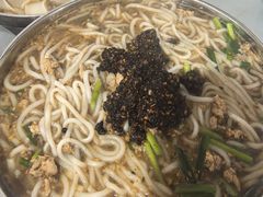 -正宗杨记普洱酸醋米线(总店)