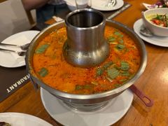 -Chom Cafe and Restaurant