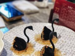 黑天鹅榴莲酥-悦秀·高级粤菜