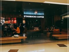 -星巴克臻选(国贸商城首店)