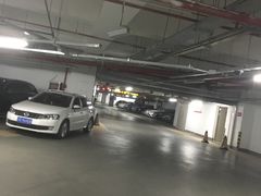 -万象城-停车场