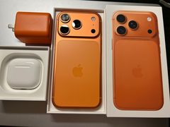 -Apple零售店(华贸购物中心店)