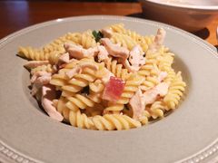 -JINNS锦时 steak&pizza(浸信会礼拜堂旧址店)