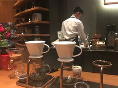 -星巴克(西安曲江银泰店)