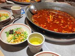 -吃城都·鱼蛙火锅(西玉龙街店)