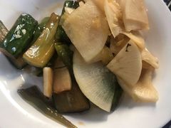 -八两八金·莱芜特色炒鸡(市南漳浦路店)
