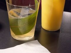 -Mx.cocktail bar