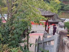 -楠柏弯休闲山庄(梨花溪店)