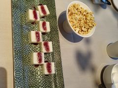 -珈境湖畔餐厅·湖北菜·江浙菜•樱花季(西北湖店)