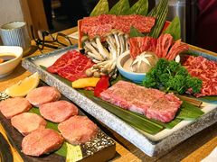 -炼火烤肉店