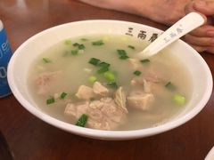 -三两春肚肺汤(崂山路店)