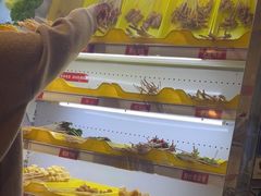 自助取餐区-马路边边火锅串串(观前街店)