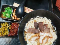 -勝记粉库桂林米粉非遗传承(西街店)
