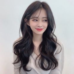 -变画·发型STUDIO