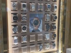 -亨得利名表服务中心(上海湾店)