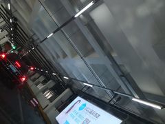 -虹桥火车站-停车场