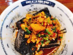 -黑白电视长沙小吃(美林M·LIVE天地东座店)