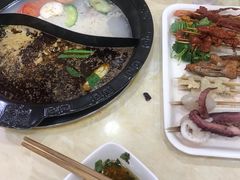 -宏姐串串香(宏伟路店)