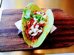 香辣鸡肉塔克卷-新元素(三里屯太古里南区)