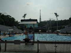 -越秀山游泳场