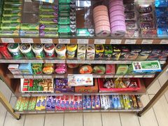 -全家便利店(兴贤路店)