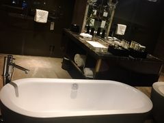 -广州白云机场雅高铂尔曼大酒店